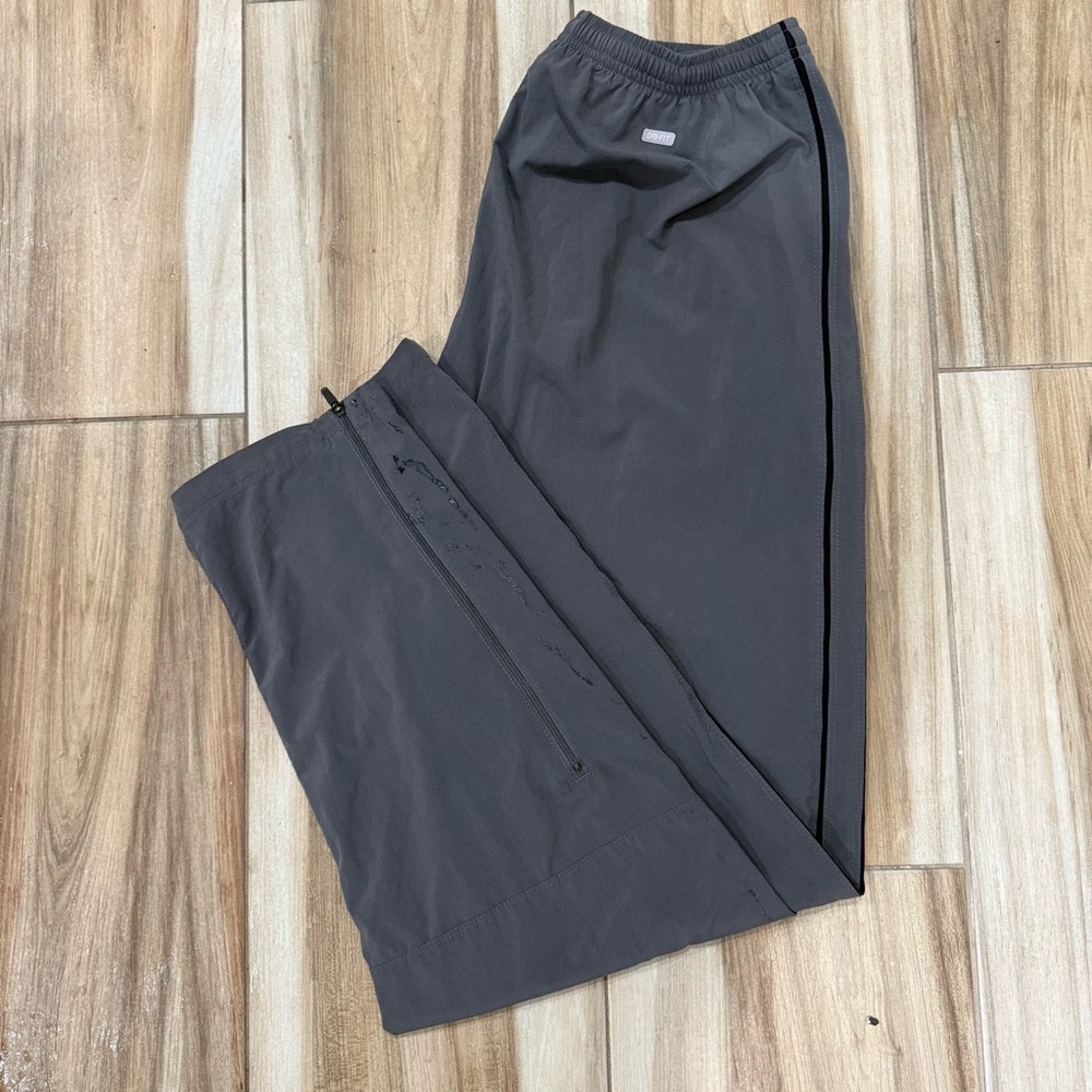 Nike Men's Dark Gray Joggers
